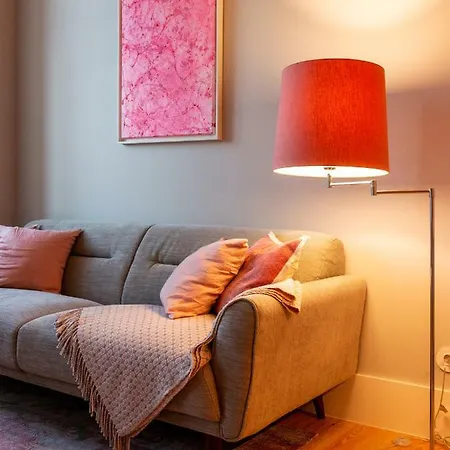 Apartment Domum 3 *
