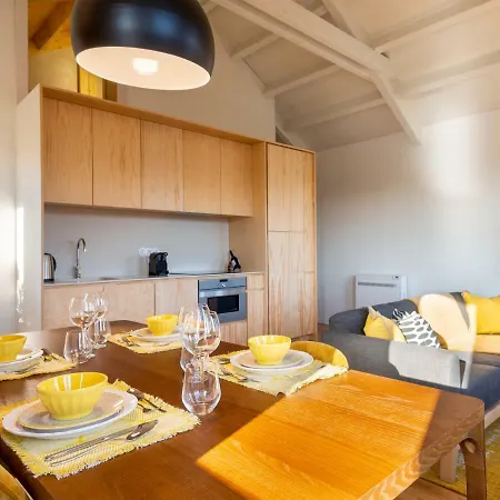 Domum 3 Apartment